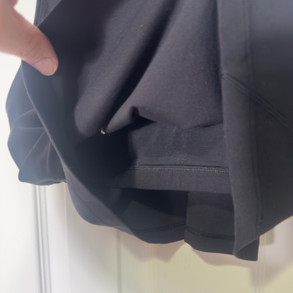 Lululemon Align Tank Top Black Cropped Light Support Yoga Top Womens Small - Picture 5 of 5